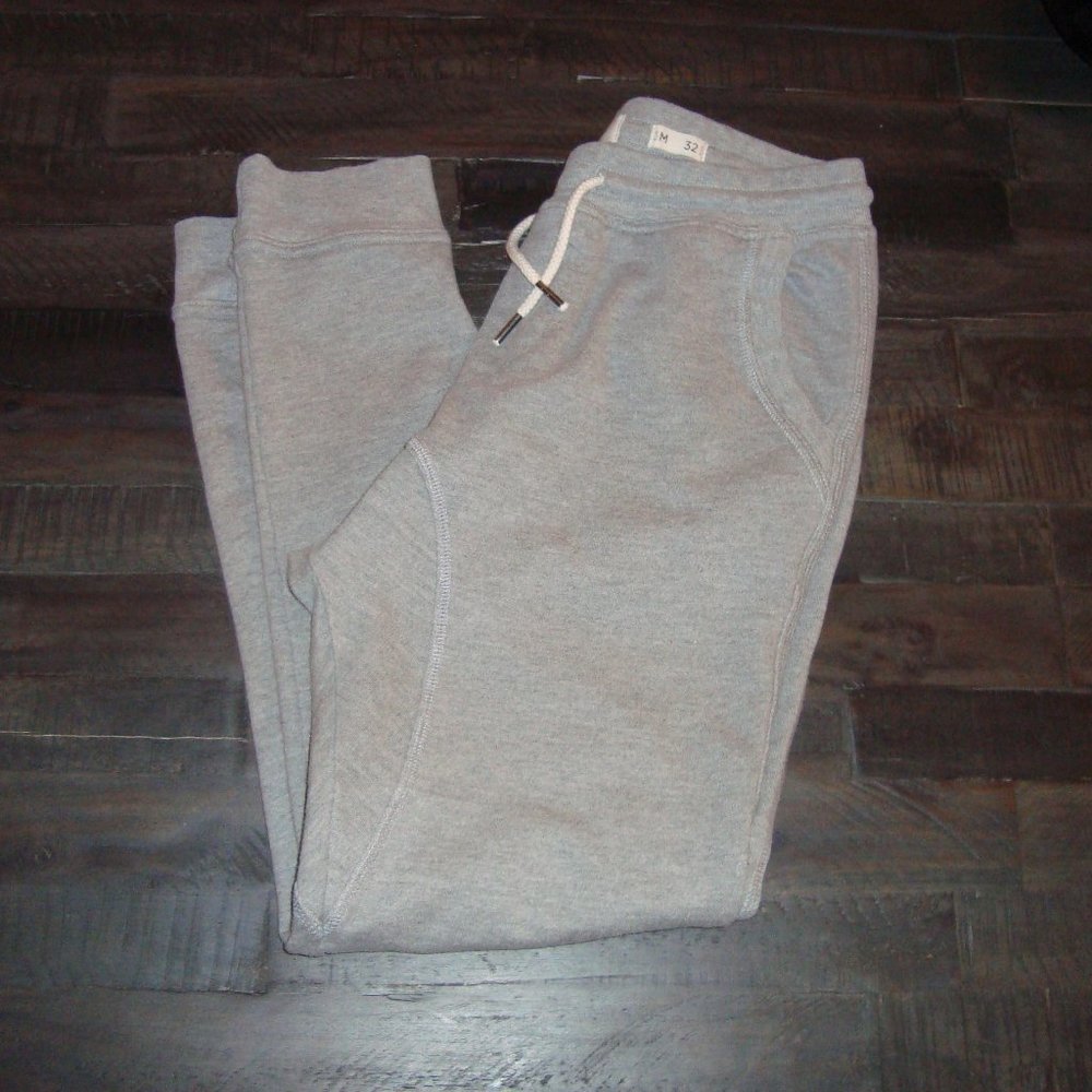 MENS PULL & BEAR JOGGERS MEDIUM